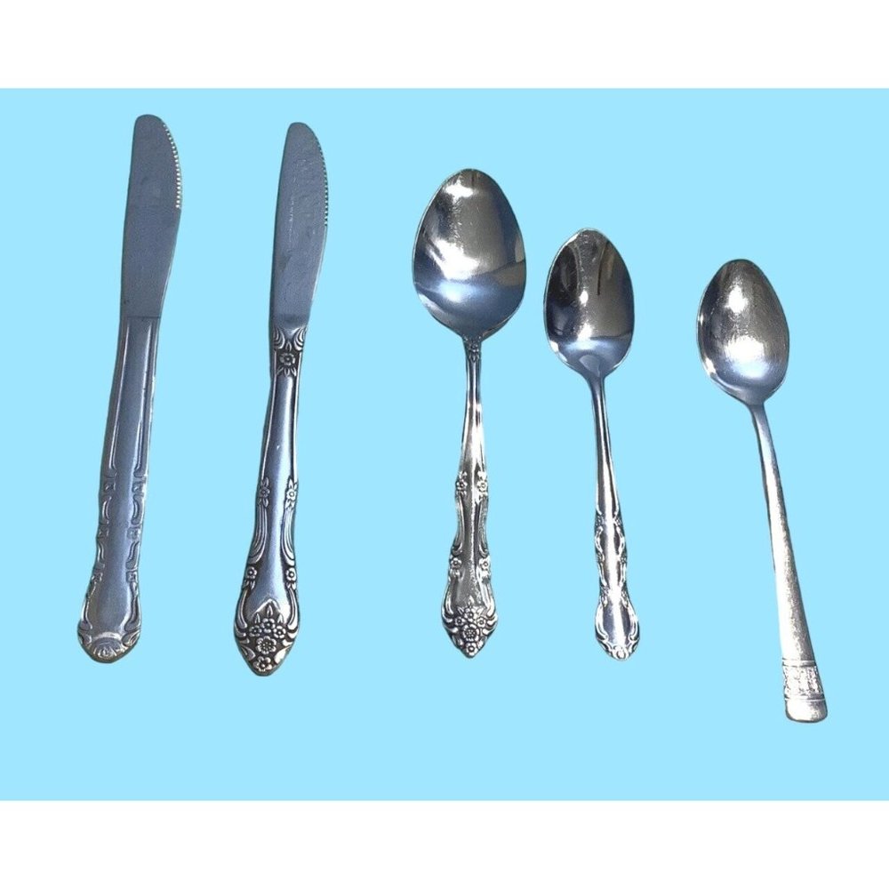 Utica Stainless Flatware Mixed Cutlery Silverware Spoons Butter knives